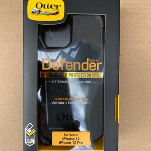 iPhone 12 & iPhone 12 Pro otterbox defender case